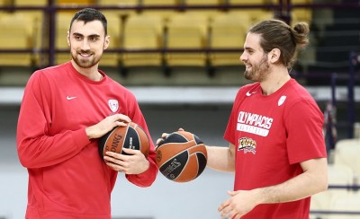 Και το μπάσκετ στο γήπεδο