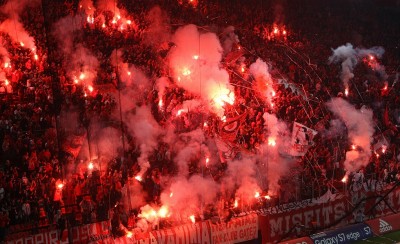 Απόψε παίζει μπάλα και ο κόσμος! (Video)