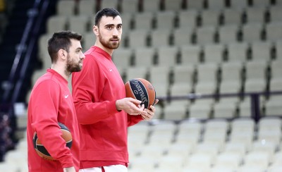 Έλειπαν τέσσερις και ο Μπλατ