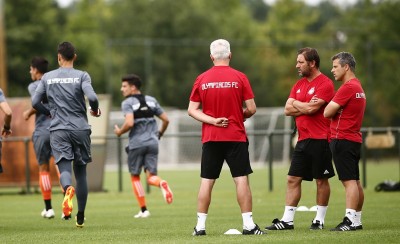 Έχουν από... κοντά τους διεθνείς