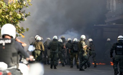 Επεισόδια στην Τούμπα, τραυματίστηκε αστυνομικός!