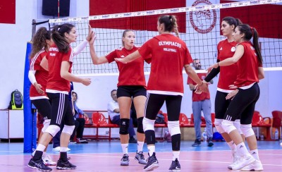 Εύκολα τον Πορφύρα