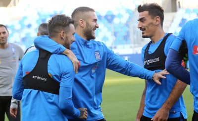 Με Λάζαρο βασικό