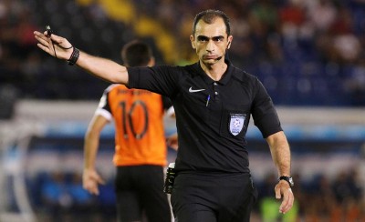 Ο Ζαχαριάδης σφυρίζει με Απόλλωνα