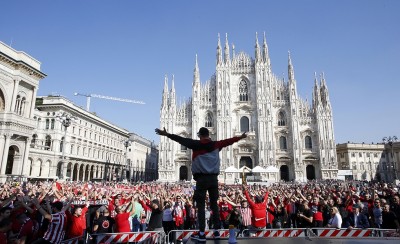 Ζήλεψαν οι Ιταλοί τον λαό του Θρύλου!