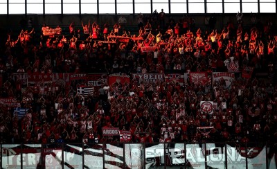 Ο λαός του Θρύλου στο 