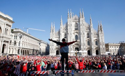Παντού είναι Πειραιάς! Και στο Μιλάνο (photos)