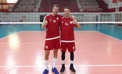 Μπήκαν και οι δύο