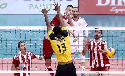 Διευρύνει το σερί με την ΑΕΚ