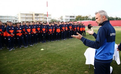 «Οφείλουμε να χτίζουμε το μέλλον του Ολυμπιακού»