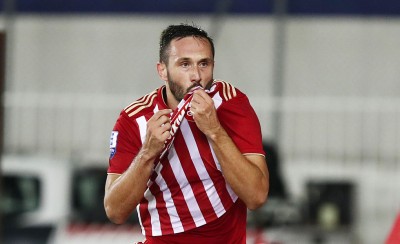 «Να μας σέβεστε! 44...»