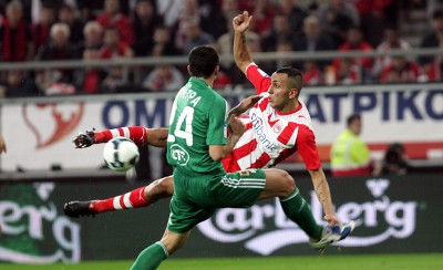 Έτσι «γαζώνει» ο Πειραιάς (photos, video)