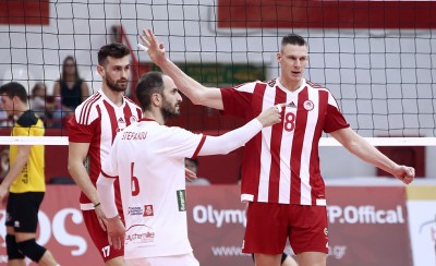 Έτοιμος να «καρφώσει» και την ΑΕΚ