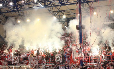 (Αύριο) Το Παπαστράτειο τρελοκομείο!