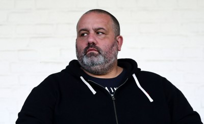 «Για αυτό, θα μας πει κανείς την άποψή του;»