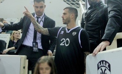 Δώσε πάσα, ρε Ουάρντα, το έχει με το μπάσκετ ο Βιεϊρίνια! (video)