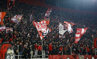 «Γιατί είμαστε όλοι τρελοί...» (video)