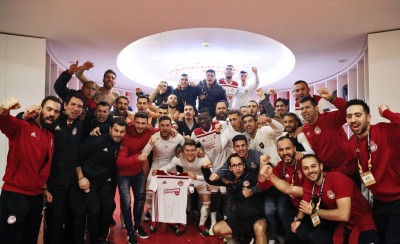 Ξέφρενοι πανηγυρισμοί στα αποδυτήρια (photos)