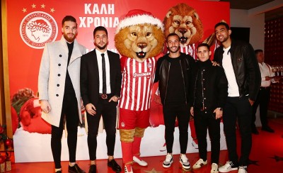 «Ερυθρόλευκη» Χριστουγεννιάτικη γιορτή! (Photos)