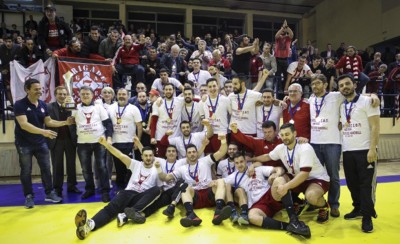 Θρυλική ανασκόπηση: Ο πρώτος του τμήματος!