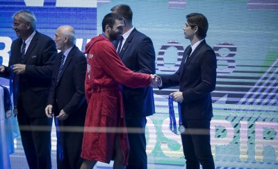 «Να διεκδικήσουμε και φέτος το Champions League»