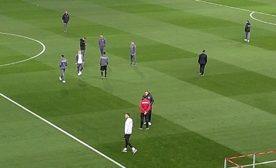 Το χειροκρότημα και οι αποδοκιμασίες (photo)