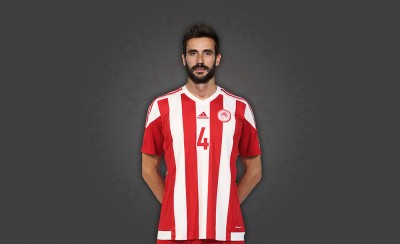 Στον Θρύλο και ο Σμαραγδής!