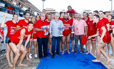 Θρυλική ανασκόπηση: Κυρίαρχος και στις πισίνες!