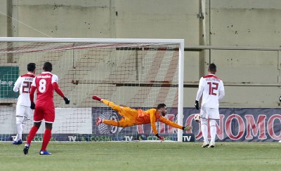 Ανεπηρέαστος ο Σα...