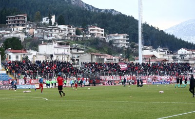 Κοκκίνισε η Λιβαδειά (photos, videos)