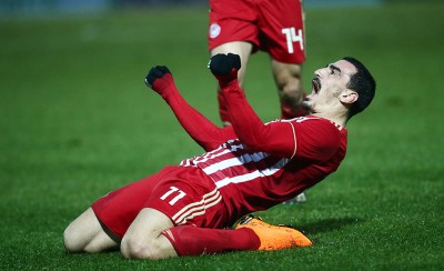 Εμείς, τη δουλειά μας...