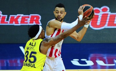 Φενέρμπαχτσε-Ολυμπιακός 90-75 (Τελικό)