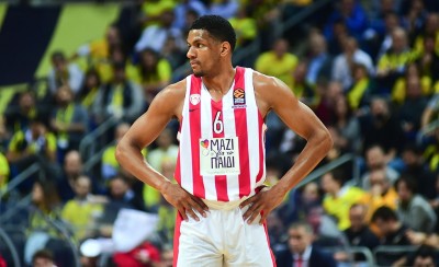 «Υποχρεωμένοι να κοιτάξουμε μπροστά»