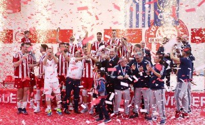 Πολυνίκης με 6 Λιγκ Καπ!