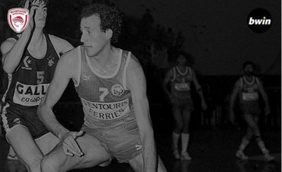 «Ερυθρόλευκες» ευχές σε Καμπούρη (photo)