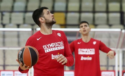 Με «Παπ» κόντρα στην Μπαρτσελόνα