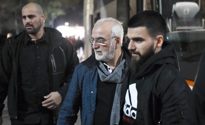 Ας μην ανησυχεί, αύριο δεν θα μπει μέσα ο μπαμπάς του
