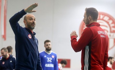 «Στις οικογένειες των θυμάτων της Θύρας 7»
