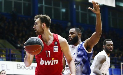 Χτύπησε ο Μιλουτίνοφ