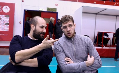 Μπόγρης και Βεζένκοβ στο Ρέντη!