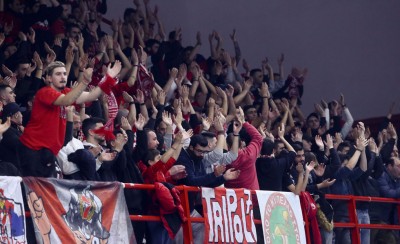 Φανταστικός ο λαός του Θρύλου (videos)