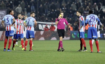 Το έκανε και αυτό ο Σκουλάς! Φοβερή η δικαιολογία!