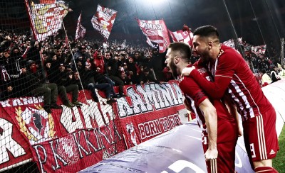 Με 21 στην αποστολή για την πρόκριση