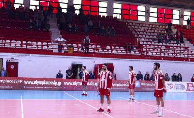 Ενός λεπτού σιγή πριν το ματς