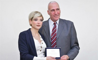 Μία ξεχωριστή βράβευση (photo)