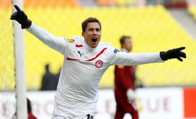 Έτσι αγαπάει ο Πειραιάς (photos, video)