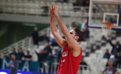 «Ερυθρόλευκες» ευχές στον Μπόγρη (photo)