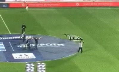 Μπήκαν μέσα (video)