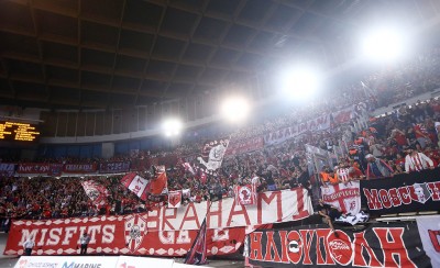 Δεν πρέπει να πέφτει καρφίτσα...