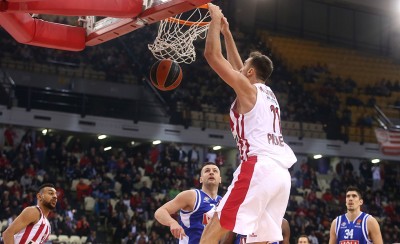 Οι διαιτητές με Μπουντούτσνοστ